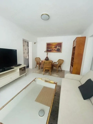 Apartament 3 camere de inchiriat – Zona Spital – Termen lung
