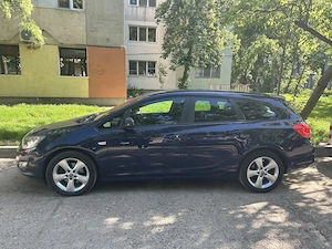 Opel Astra J 2012 1.7 CDTI diesel - imagine 4