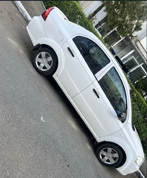 Vând Chevrolet Aveo din 2008, stare  bună,  proprietar in acte , 120 000 km, acte la zi, ITP valabi! - imagine 5