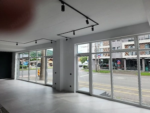 !Spatiu comercial 120  MP - imagine 7