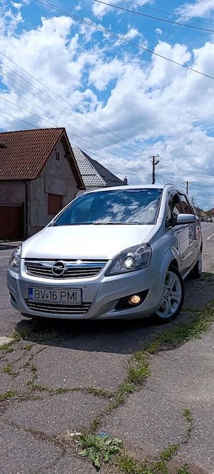 Opel Zafira B Cosmo 7 locuri 1.9 cdti 150 cp
