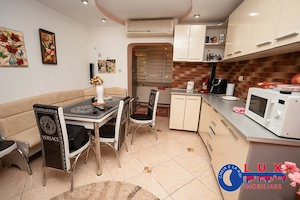 ID 3656 Apartament 3 camere DE VÂNZARE   Cartier C5 - imagine 9