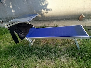 Vând șezlonguri 