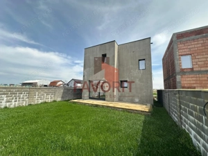 Duplex | Parter + Etaj | Toate utilitatile | Curte generoasa | Sacalaz - imagine 3