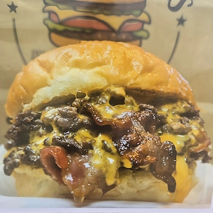 Angajăm PREPARATORI BURGERI pentru Calea Aradului 