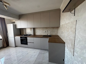 De vanzare apartament cu 2 camere in zona Soarelui - imagine 2