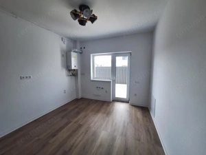 De vanzare apartament 2 camere si curte proprie 90 mp - imagine 7