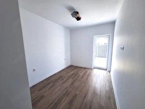 De vanzare apartament 2 camere si curte proprie 90 mp - imagine 8