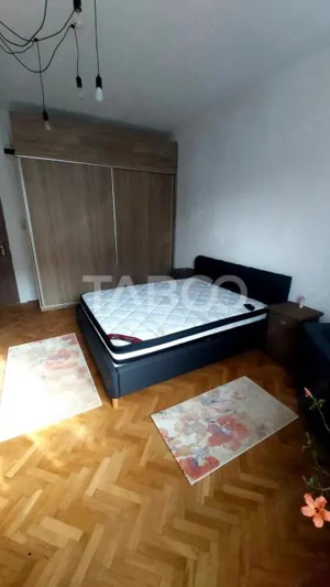 Garsoniera de inchiriat 40 mpu mobilata utilata parcare zona Sub Arini - imagine 3