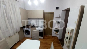 Garsoniera de inchiriat 40 mpu mobilata utilata parcare zona Sub Arini - imagine 4