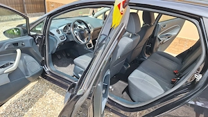 Ford Fiesta 1,6 TDCI - imagine 4