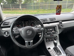 Vand Volkswagen Passat, an 2012, Diesel , automat dsg 3999 euro neg  - imagine 6