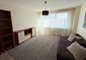 Inchiriez apartament 2 camere in zona Titan - imagine 2