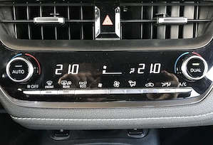Toyota Corolla 1.8 Business Edition - imagine 15
