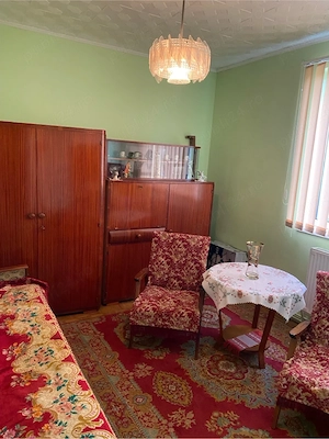 Apartament de vanzare cu 3 camere zona Micro 1 - imagine 2
