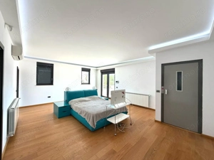 Vila cu 4 camere cu lift, jacuzzi și terasă panoramică tip penthouse - imagine 11