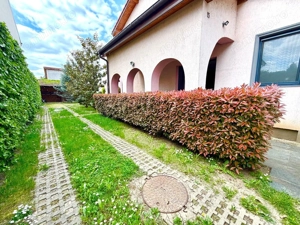 Vila cu 4 camere cu lift, jacuzzi și terasă panoramică tip penthouse - imagine 18