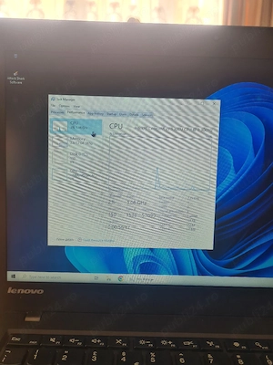 Vănd leptop Lenovo  600 ron +tastaura rgb +moue +mousepad  