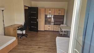 Inchiriez ap 42 m2 mobilat pe Calea Manastur in statie 