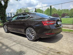 Skoda Superb 4x4 L&K - imagine 4