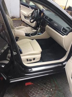 Skoda Superb 4x4 L&K - imagine 10