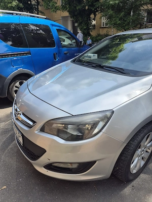 vând Astra j 2018 luna9 - imagine 3