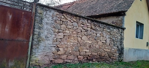 Vând loc de casa in Girliste