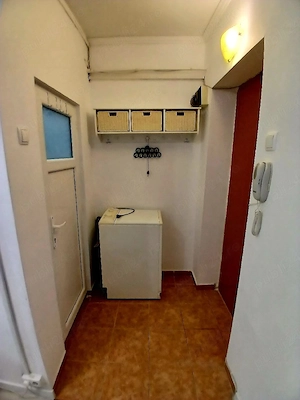 Proprietar, închiriez garsonieră - zona Mall Vitan - imagine 4