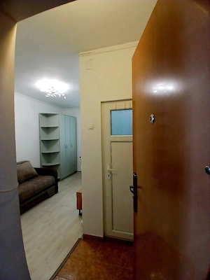 Proprietar, închiriez garsonieră - zona Mall Vitan - imagine 3