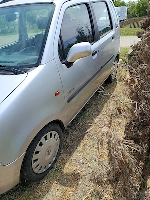 Opel Agila 1, 2 benzina+ Gpl  - imagine 2
