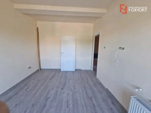Duplex de vanzare cu 4 camere, Mosnita Noua - imagine 6