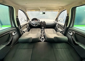Dacia Duster dCi 110 FAP 4x4 Laureate - imagine 17