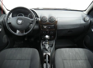 Dacia Duster 1.5dci 90cp 2010  - imagine 8