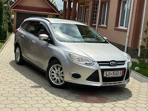 Ford Focus 2011-1.6 benzina clasic-Impecabila Import Germania - imagine 2