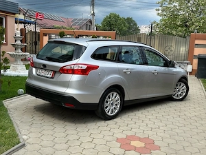 Ford Focus 2011-1.6 benzina clasic-Impecabila Import Germania - imagine 5