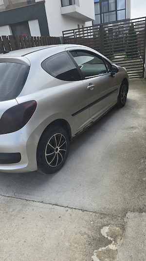 Peugeot 207  1.6 diesel - imagine 4