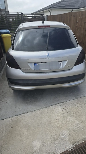 Peugeot 207  1.6 diesel - imagine 3