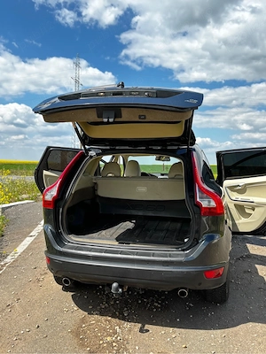 vand volvo xc60 210 hp - imagine 9