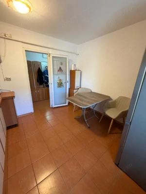 Apartament 3 camere, 70 mp, etaj 3/4 , Filiasi. - imagine 10