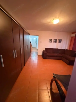 Apartament 3 camere, 70 mp, etaj 3/4 , Filiasi. - imagine 4