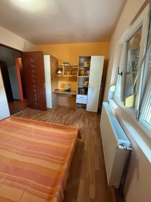Apartament 3 camere, 70 mp, etaj 3/4 , Filiasi. - imagine 6