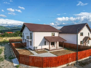 Casa 4 camere tip Duplex | curte individuala | Cristian - imagine 8