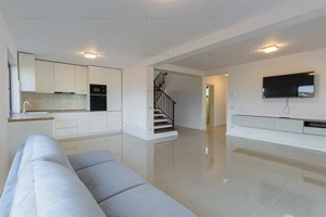 Casa 4 camere tip Duplex | curte individuala | Cristian