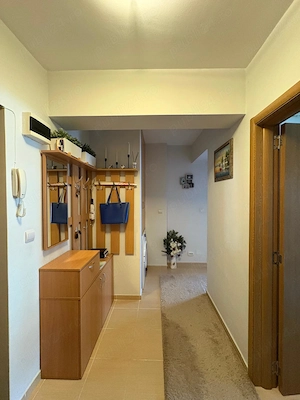 Proprietar   vând apartament 3 camere spatios  - imagine 10