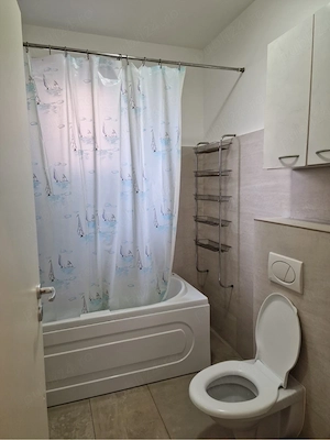 Inchiriez apartament cu două camere - imagine 8