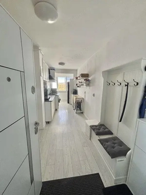 Semicentral - Vanzare apartament 2 camere - Str. Libertatii - imagine 5