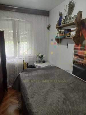 4 camere. Cetatii. Acoperis. - imagine 6