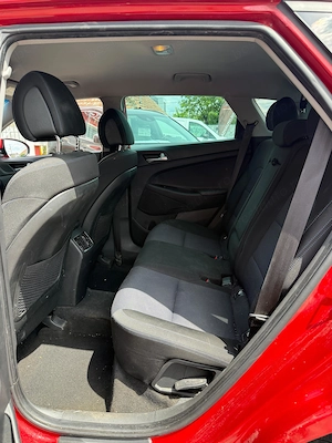Urmeaza sa-i facem Detailing! HYUNDAI TUCSON 1,6 Benzina . Vanzare in regim de consignatie . - imagine 16