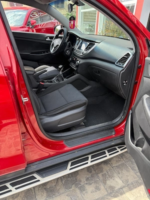 Urmeaza sa-i facem Detailing! HYUNDAI TUCSON 1,6 Benzina . Vanzare in regim de consignatie . - imagine 13