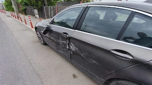Vând autoturism BMW F10  - imagine 3